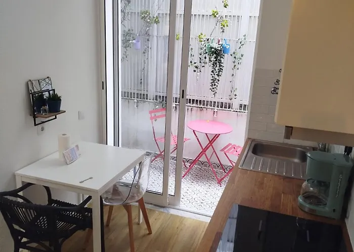 Cozy Retreat In The Heart Of The Lejlighed Lisboa